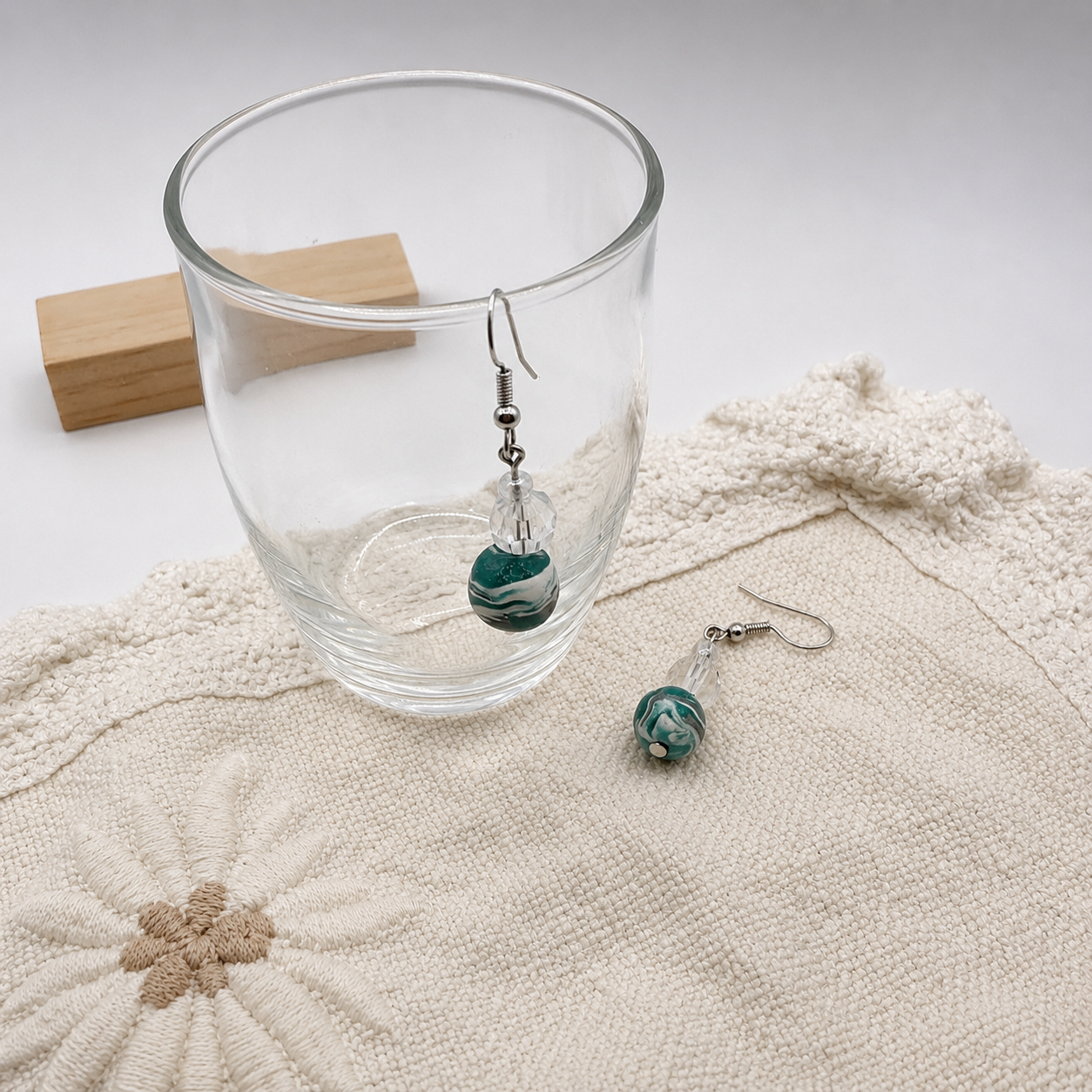 Green Tide Round Earrings
